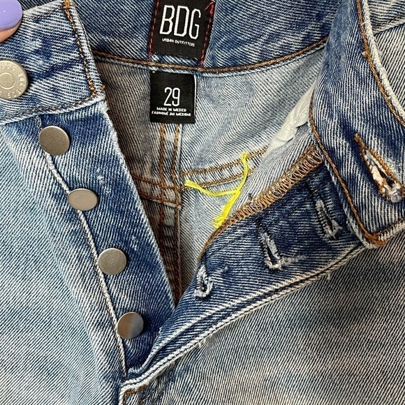BDG Blue Denim shorts Multicolored embroidery frayed hem button fly size 29 - Picture 10 of 14